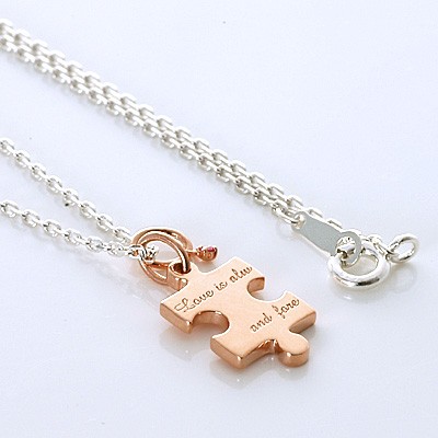 シルバーネックレス