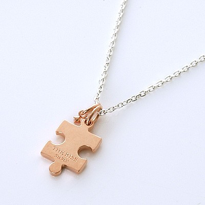 シルバーネックレス