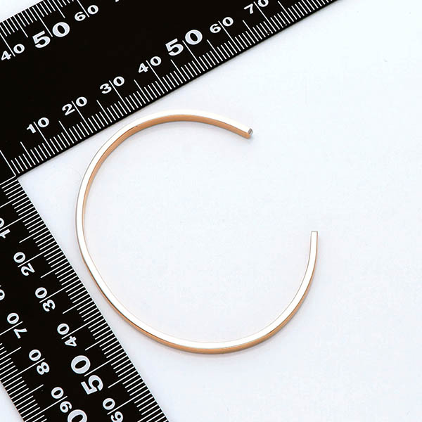 ステンレスバングル