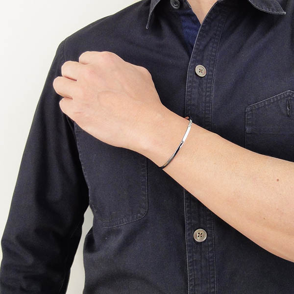 ステンレスバングル