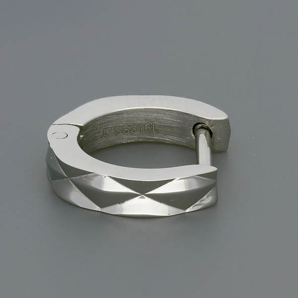 ステンレスピアス(片耳用)