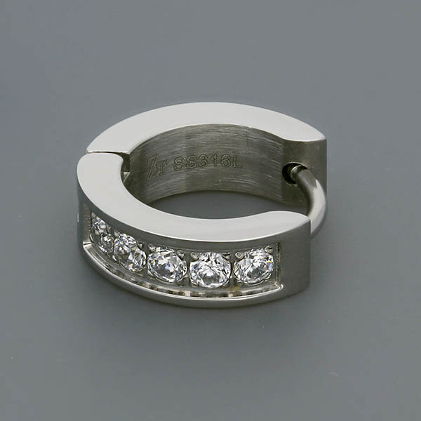 ステンレスピアス(片耳用)