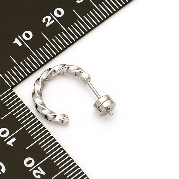 ステンレスピアス(片耳用)