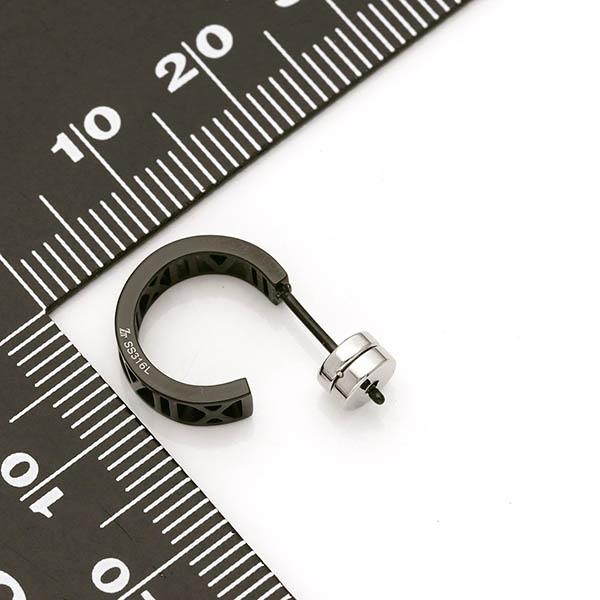 ステンレスピアス(片耳用)