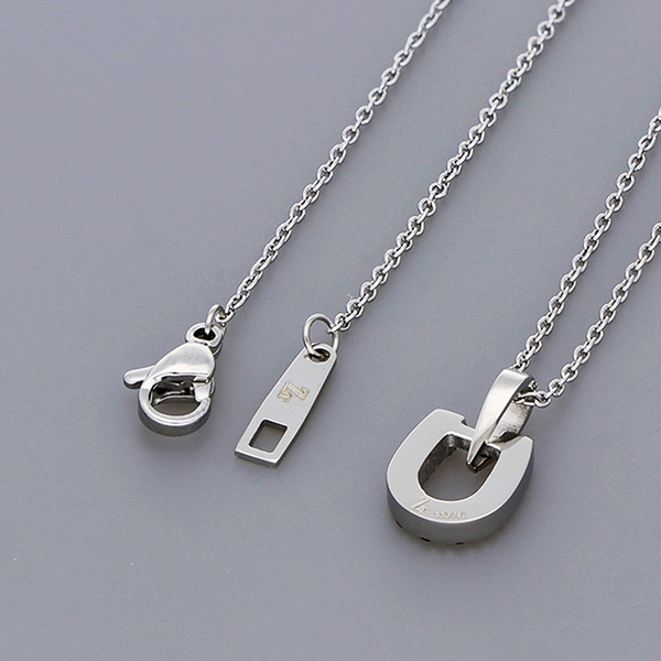 ステンレスペアネックレス